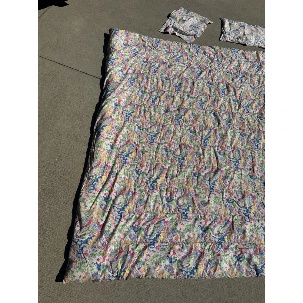 Ralph Lauren Springdale Paisley Full/ Queen Bed Comforter Skirt Two Pillow Cases